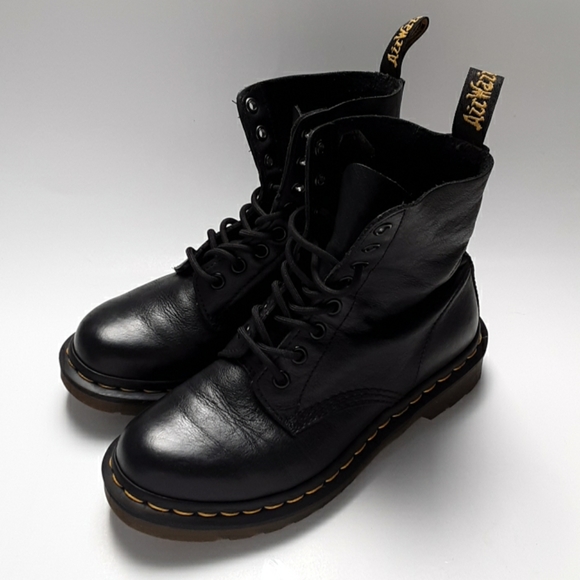 Dr. Martens Shoes - Dr. Martens Leather Pascal size 6